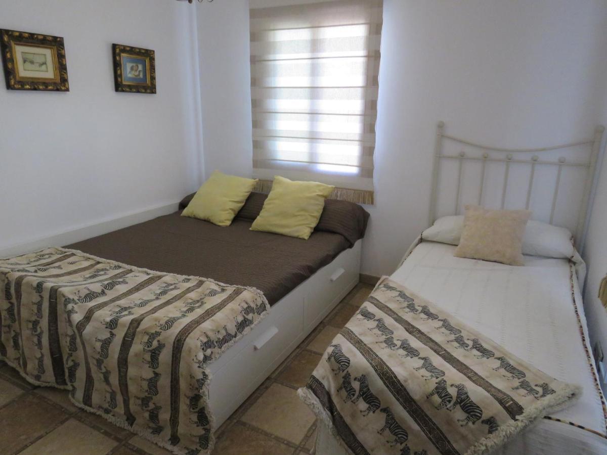 Apartamento Bien Situado En Marbella Bagian luar foto