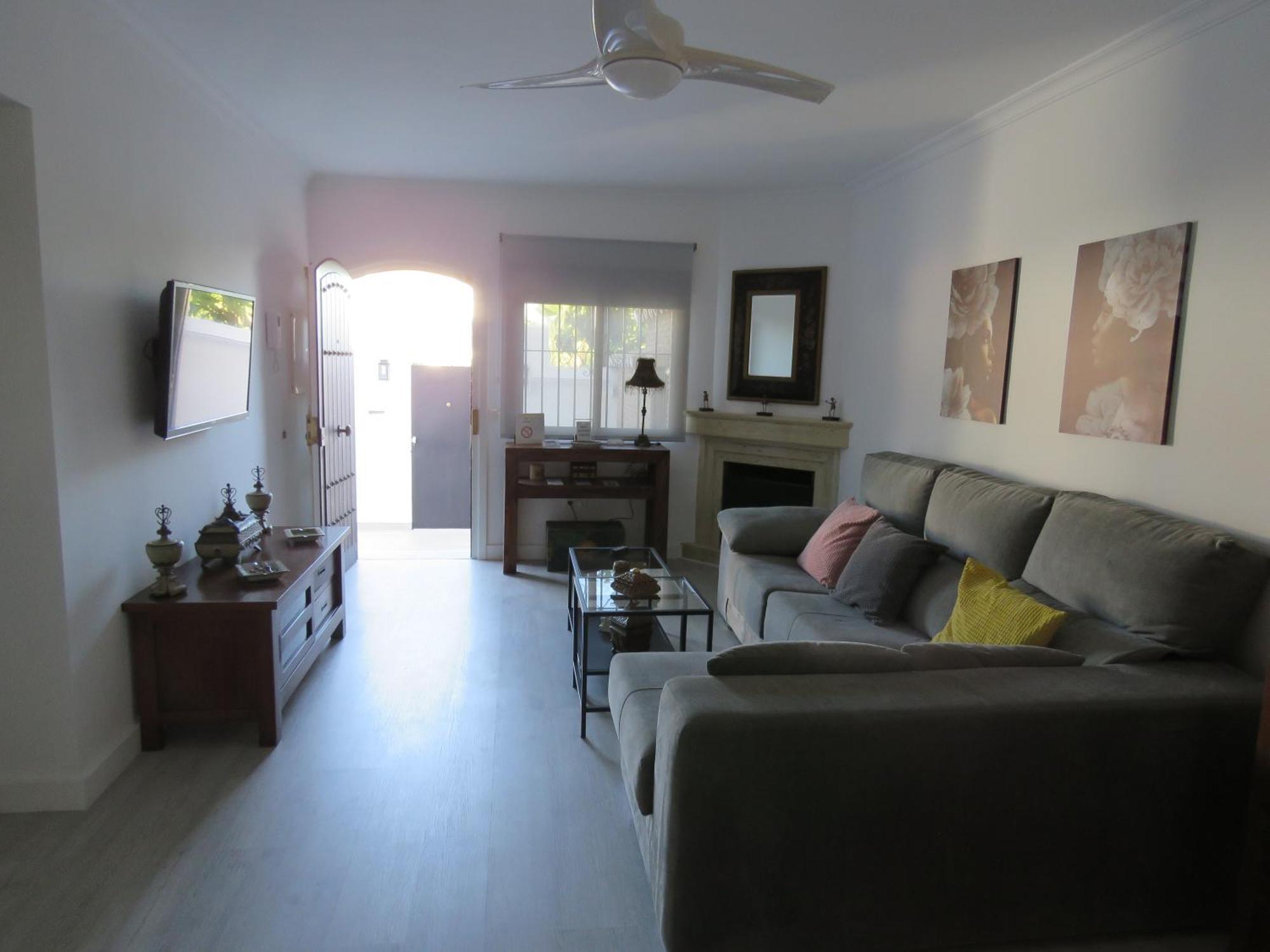 Apartamento Bien Situado En Marbella Bagian luar foto