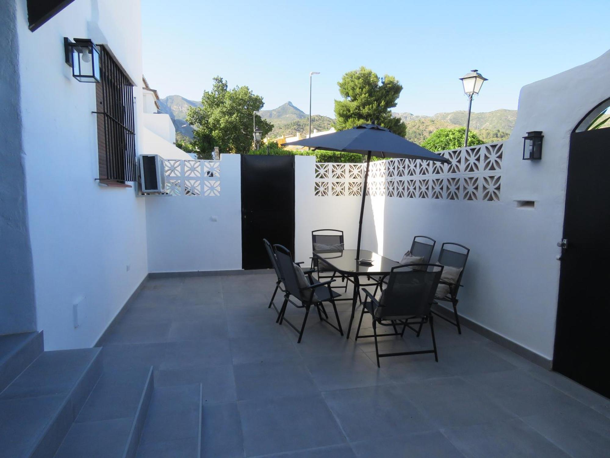 Apartamento Bien Situado En Marbella Bagian luar foto