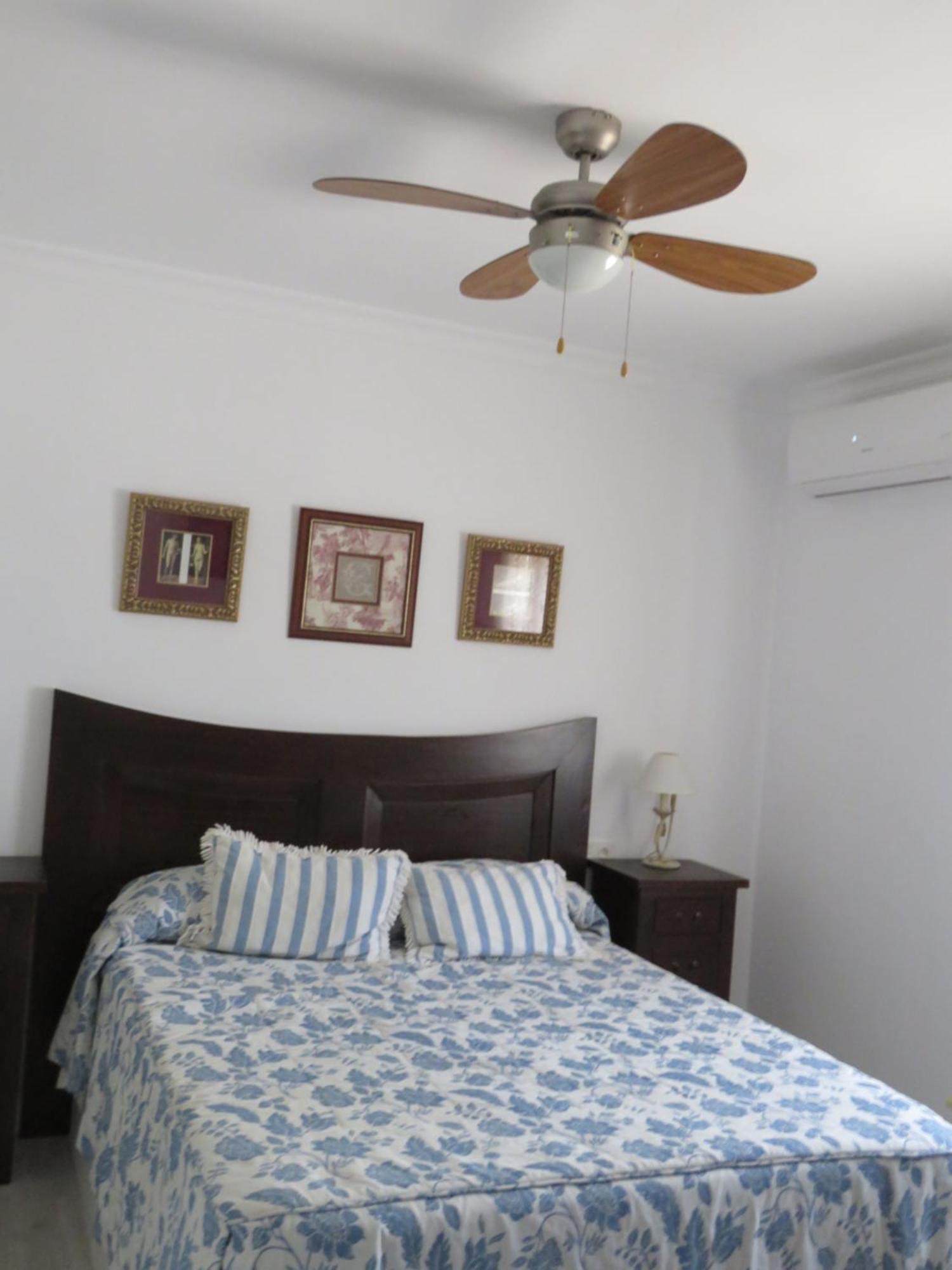 Apartamento Bien Situado En Marbella Bagian luar foto